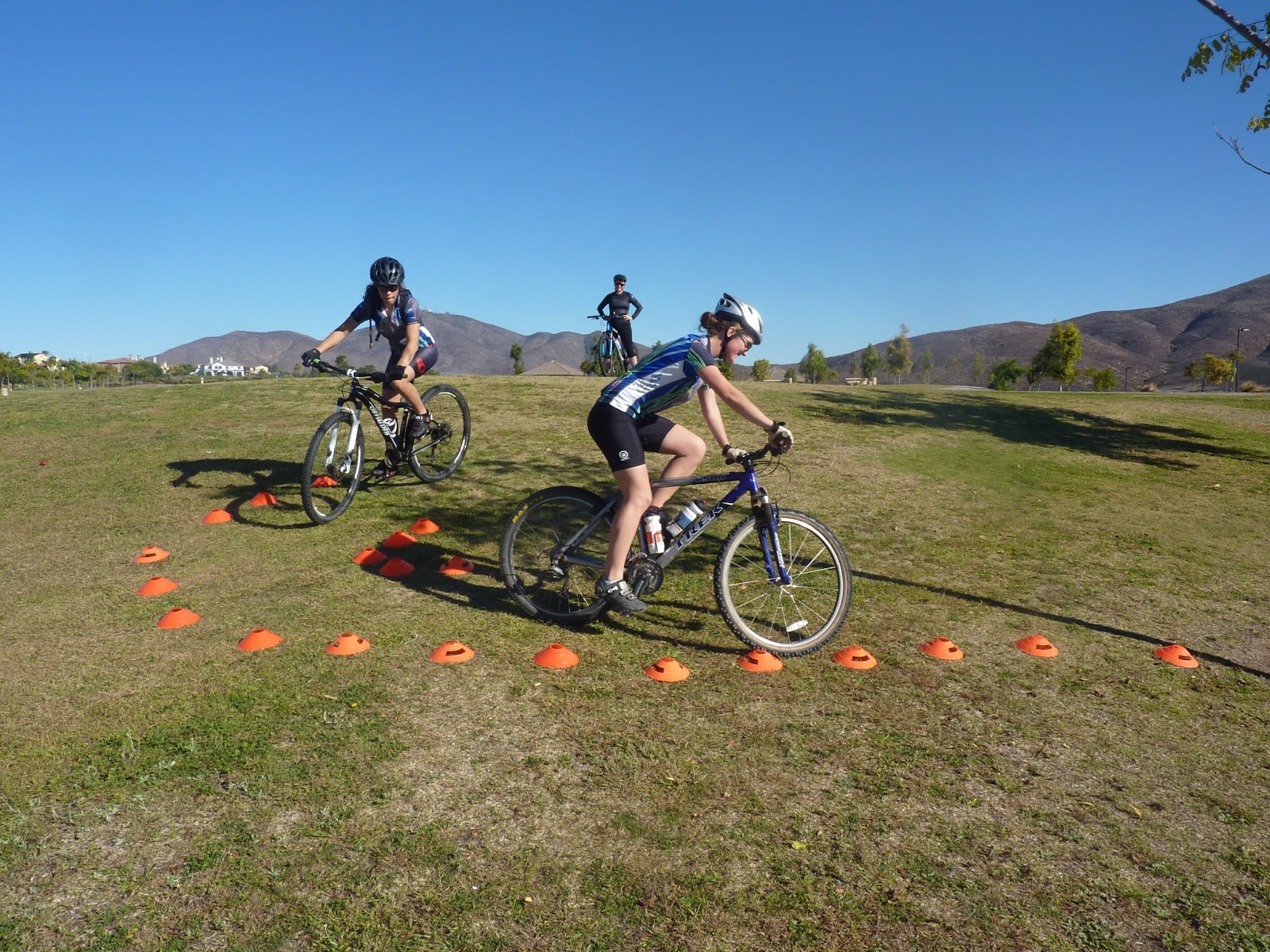 Sunny Rides Cycling in San Diego High School Mountain Bike Team