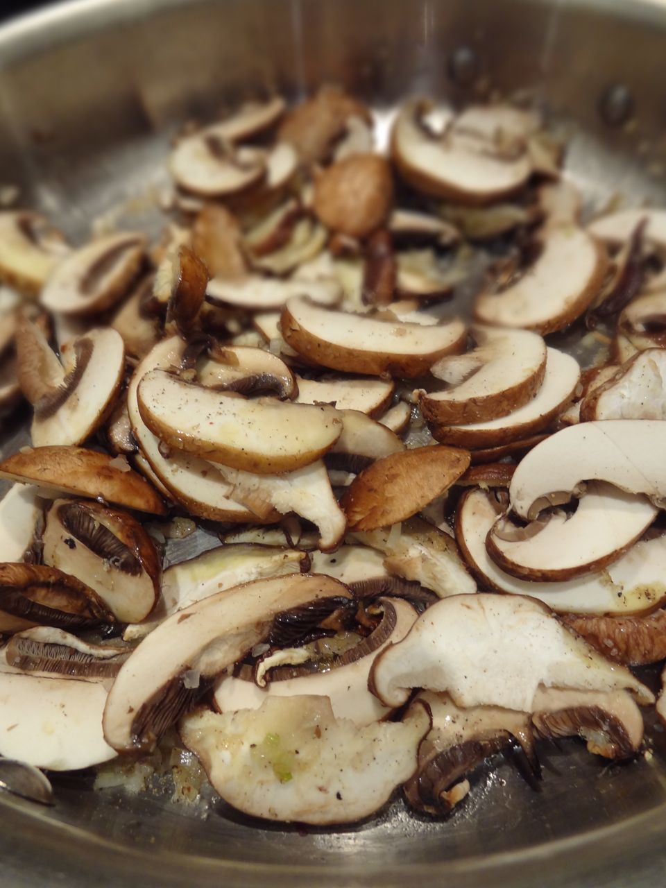 Scrumpdillyicious Tagliatelle with Wild Mushroom & Brandy Cream Sauce