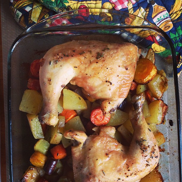 Mama and the City: Oven-Roasted Chicken with Carrots and Potatoes