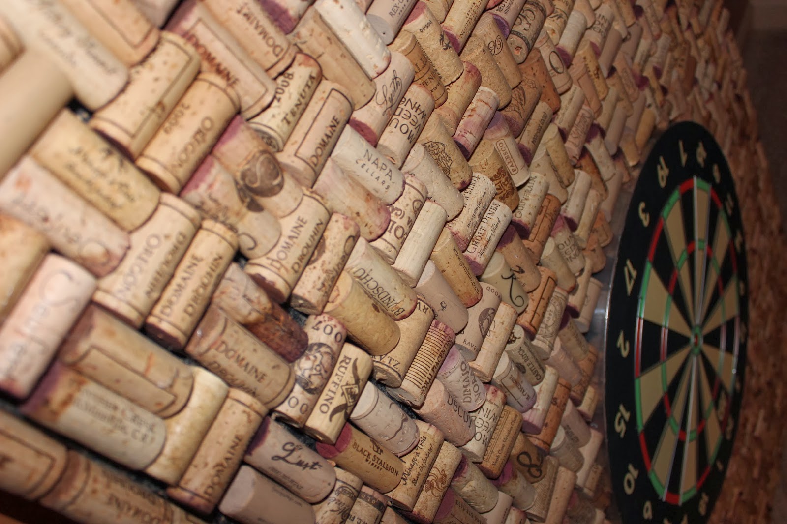 Tice's Tidbits DIY...Wine Cork Dart Board