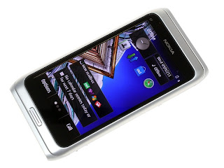 Nokia E7 Features and Specifications