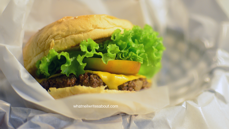Charlie's Grind & Grill San Juan Metro Manila Burger, Wagyu Cheeseburger Review