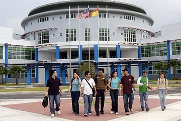 Unisel Batang Berjuntai