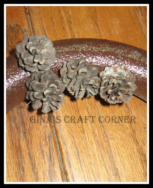 Pinecone Wreath-Gina's Craft Corner