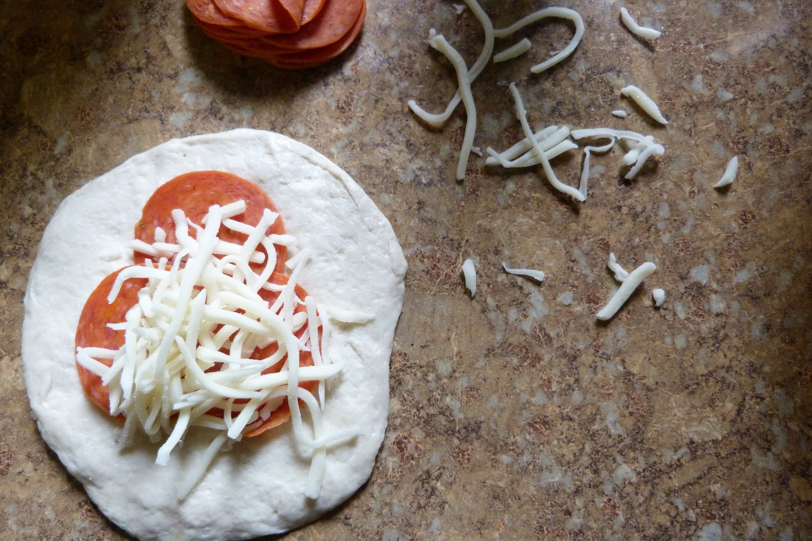 Taking Notes...Coast to Coast Pizza Bubble Ring