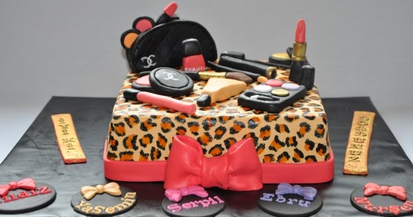 15 Kişilik Leopar Desenli Makyaj Pastası Butik Pasta & Kurabiye
