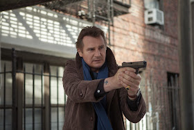 Mezi náhrobními kameny (A Walk Among the Tombstones) – Recenze