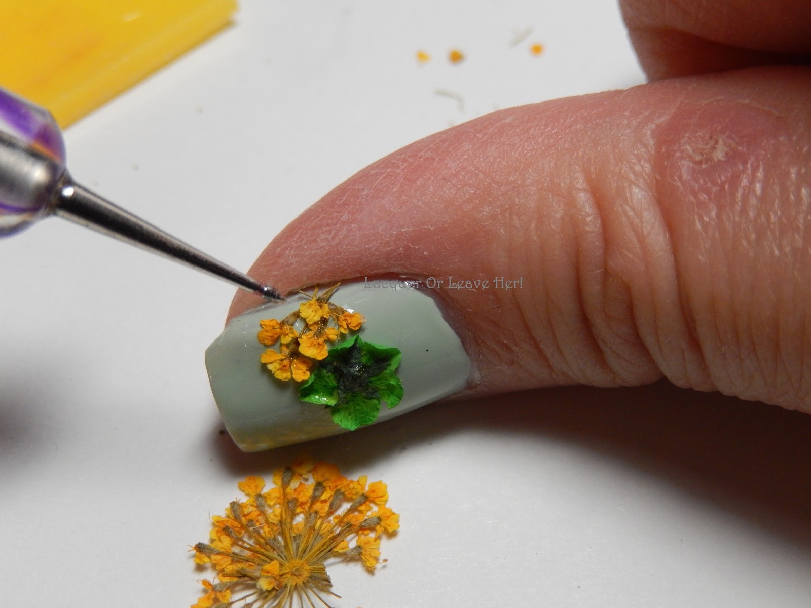 Lacquer or Leave Her! Tutorial Working with dried flowers )
