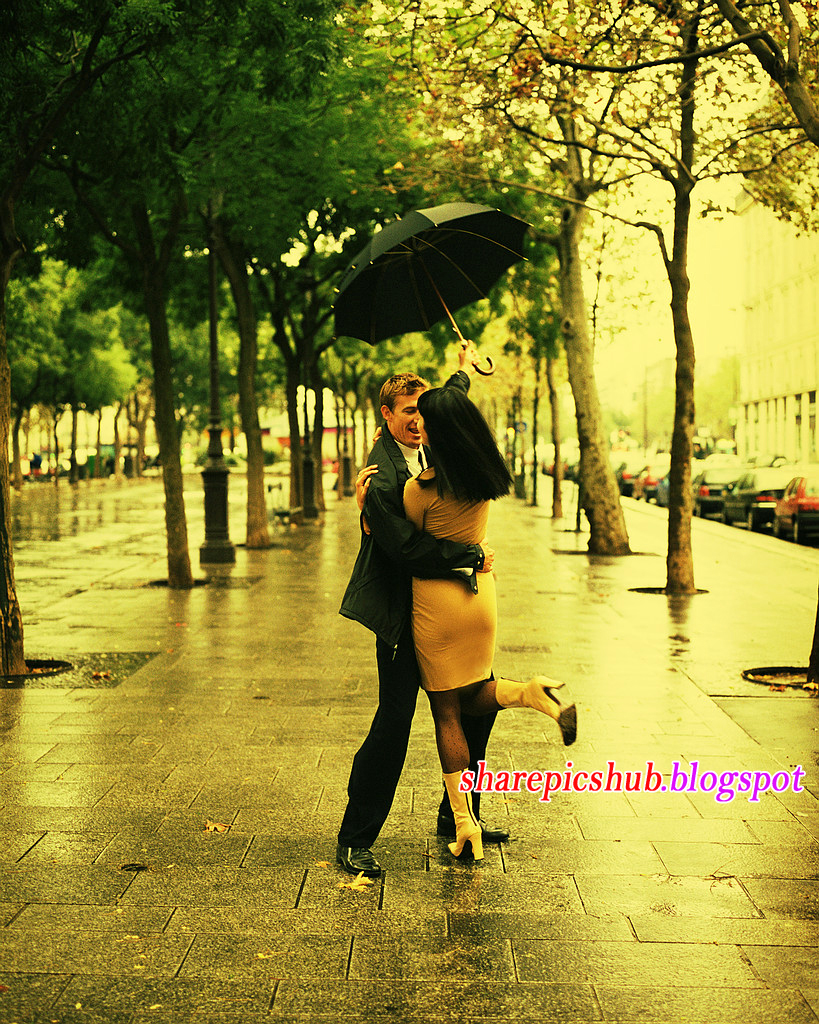 Love in Rain Romantic Wallpaper | Love Couple in Rain ...