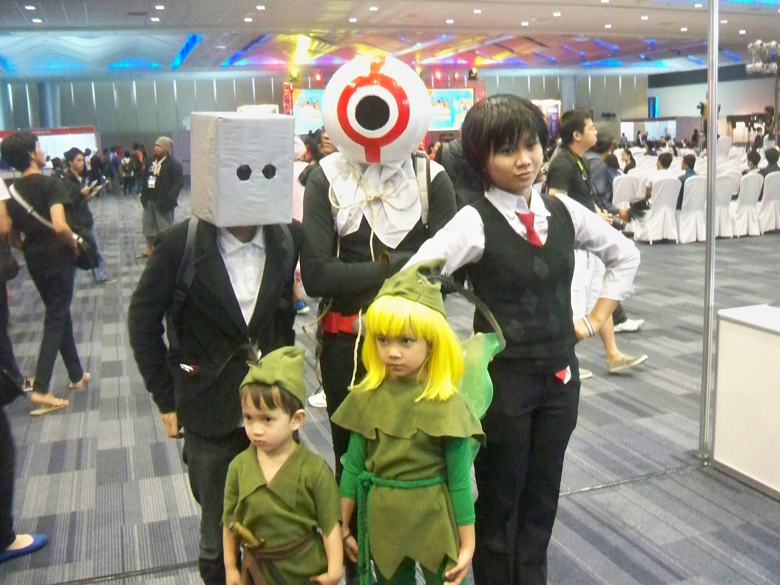 Build and Shoot THE BEST OF ANIME 2012 COSPLAY