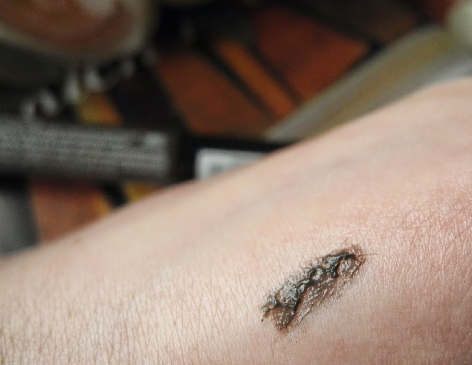 Essence Make Me Brow In 02 Browny Brows Review Bubblycolor