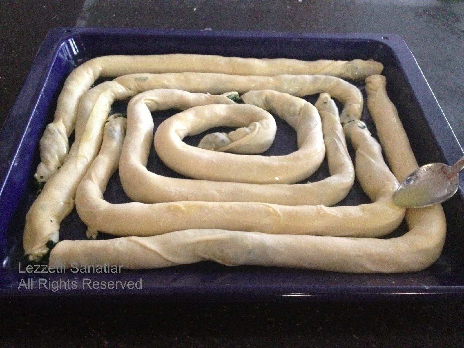 Lezzetli Sanatlar GÖÇMEN BÖREĞİ