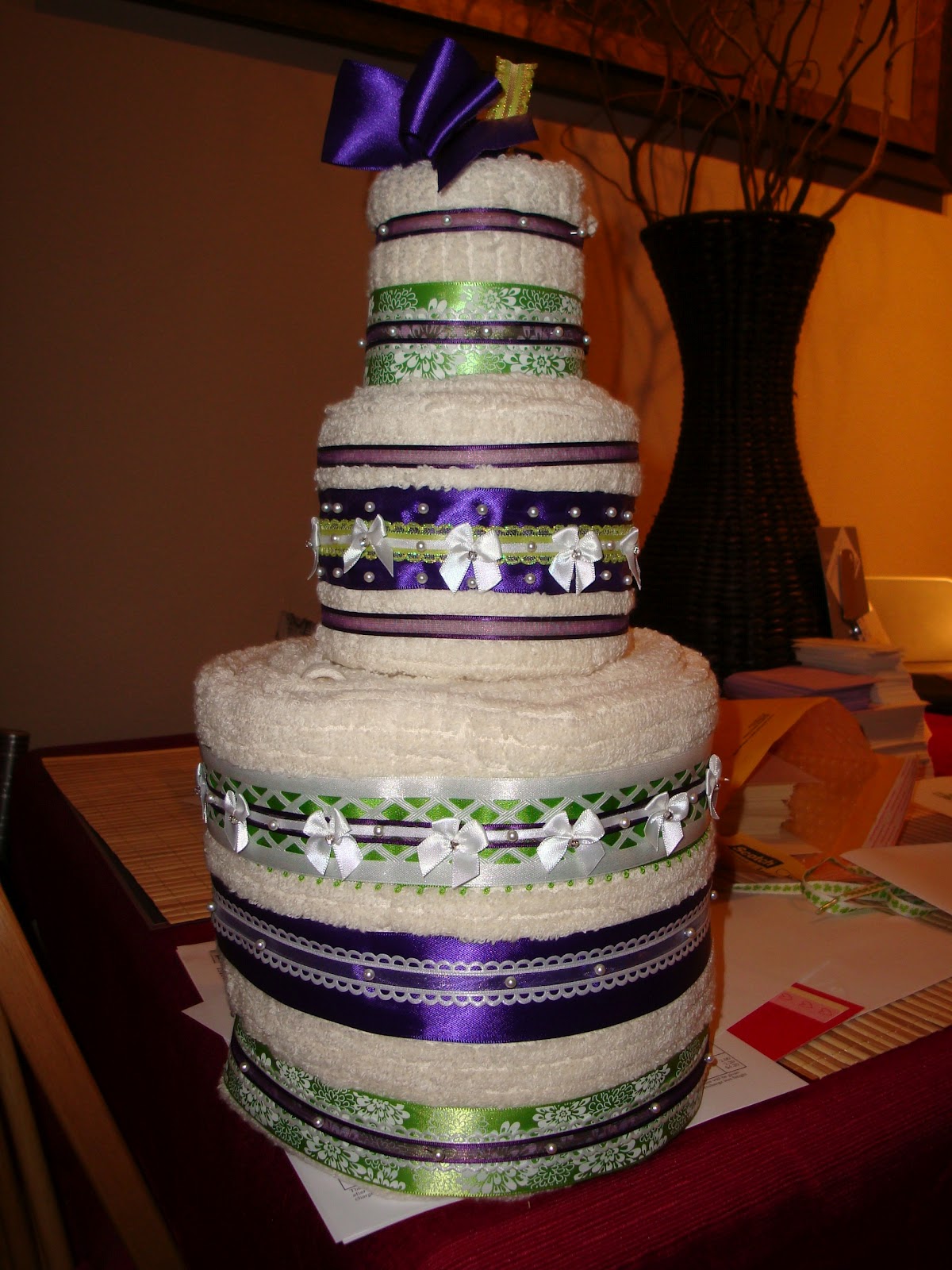 Love in the Mitten DIY Towel Cake