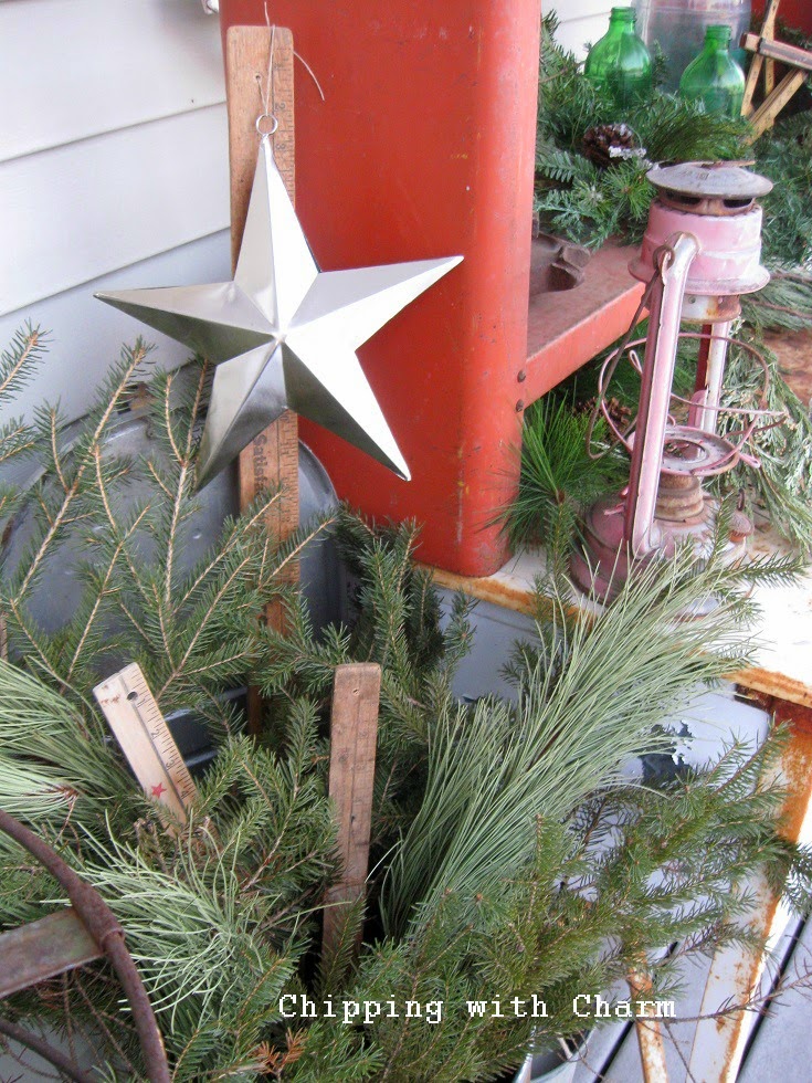 Chipping with Charm: Winter Planters, greens yardsticks and junk...www.chippingwithcharm.blogspot.com