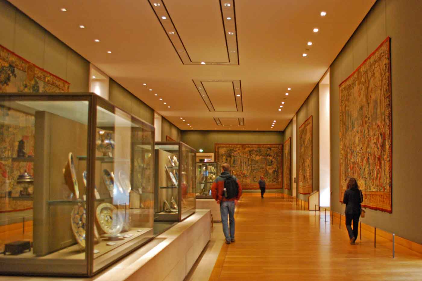 My life is but a tapestry... A tapissier in the Louvre...