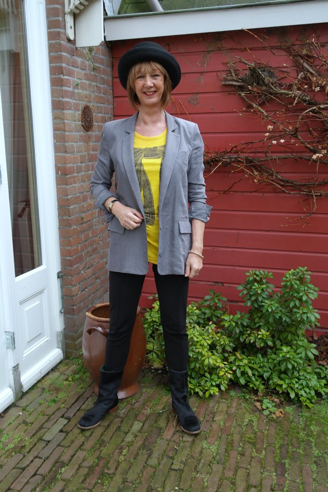 Last article on my grey boyfriend jacket No Fear of Fashion