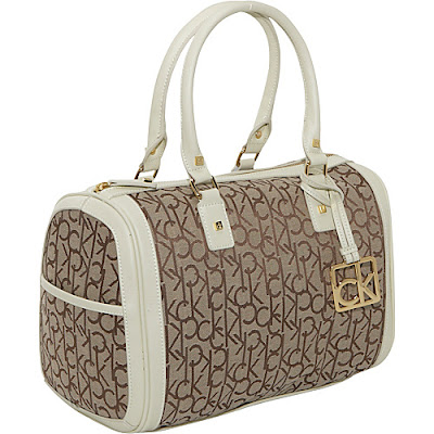 http://3.bp.blogspot.com/-0Xs3BXC-wfQ/UJS6bAOwTcI/AAAAAAAAA_s/jHqB5NmGe8M/s400/CK%2BHudson%2BLogo%2BJacquard%2BTop%2BZip%2Bsatchel%2Bwhite.jpg