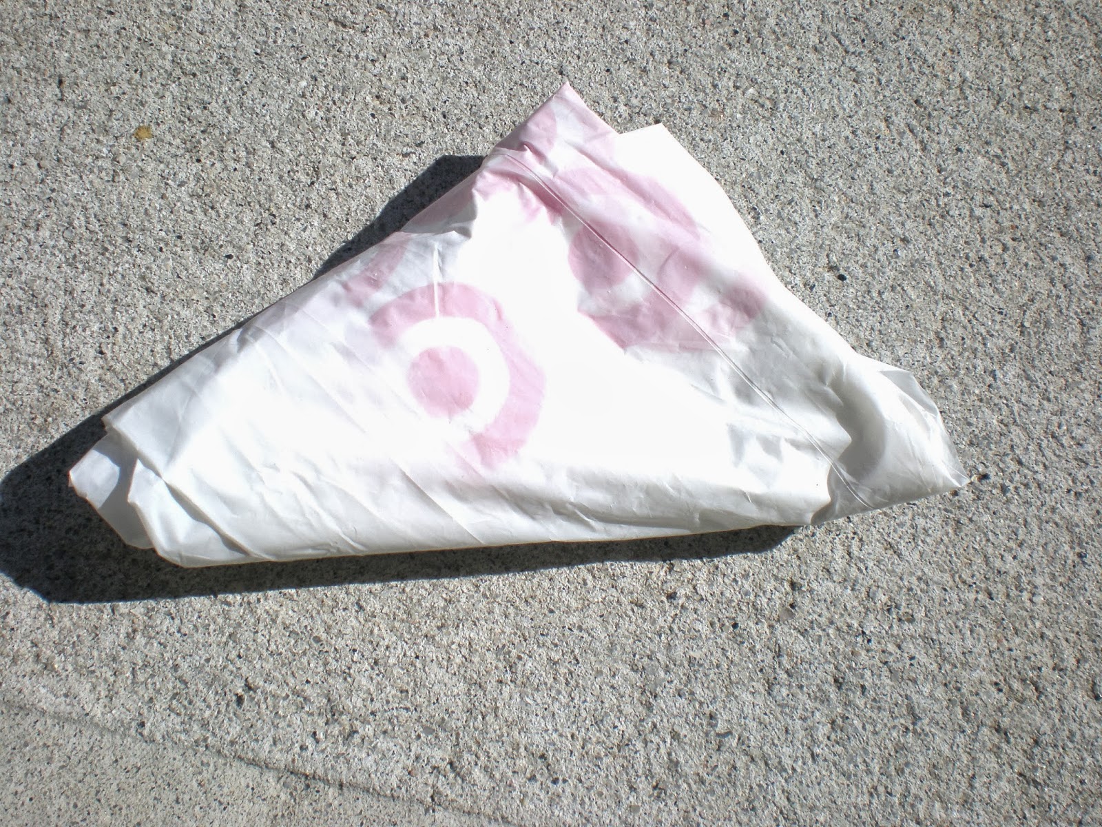 How To Fold A Plastic Carrier Bag Into A Triangle at Thomas McDaniel blog