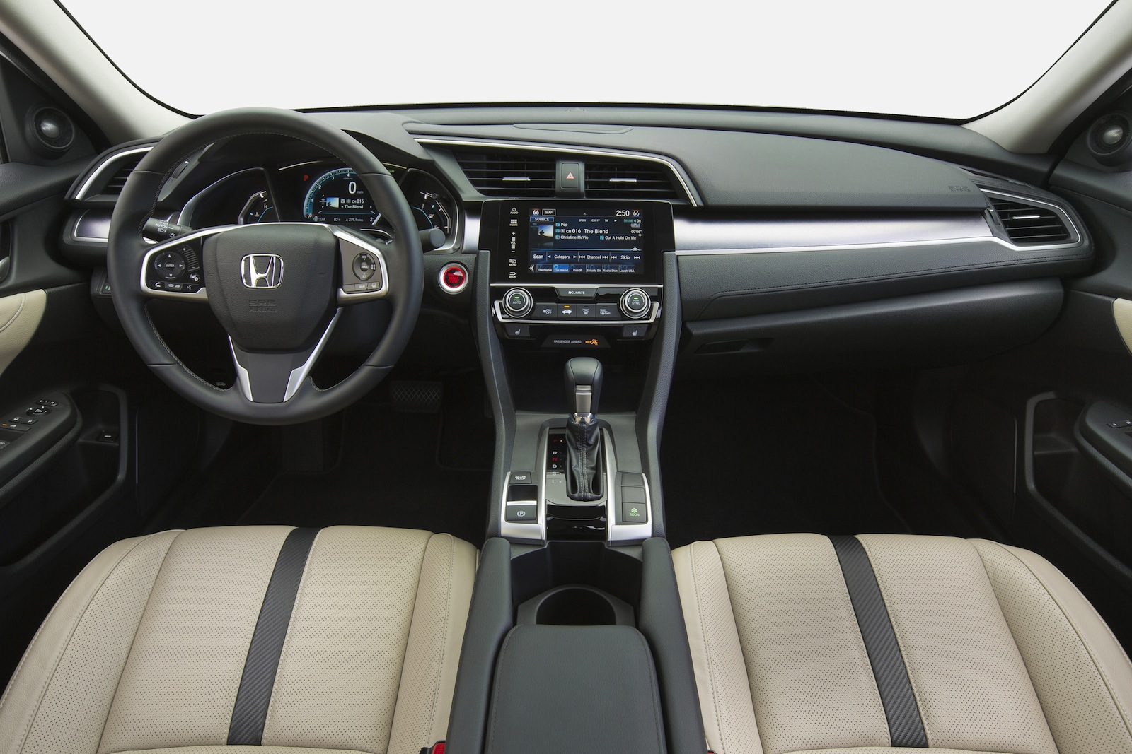 16_Civic_Sedan_109.jpg