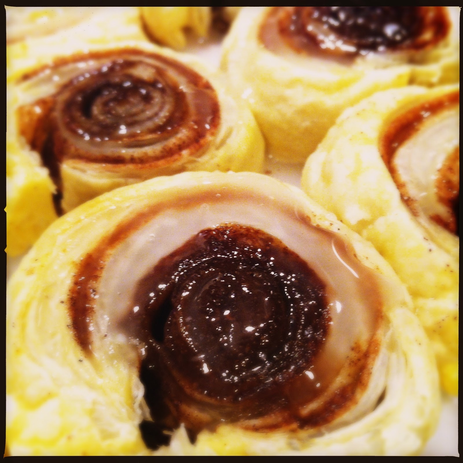 Easy Puff Pastry Cinnamon Rolls