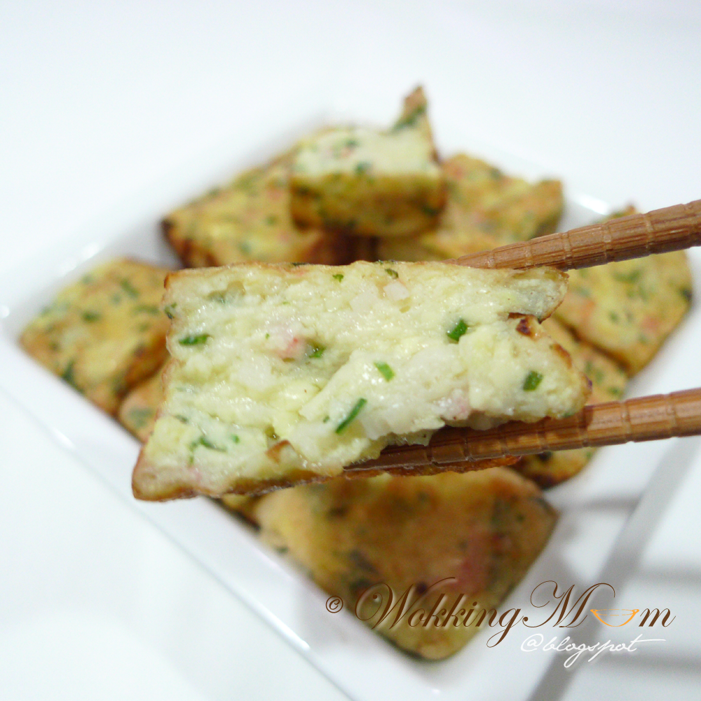 Let's get Wokking! Pan Fried Fish Tofu 香煎鱼肉豆腐 Singapore Food Blog on