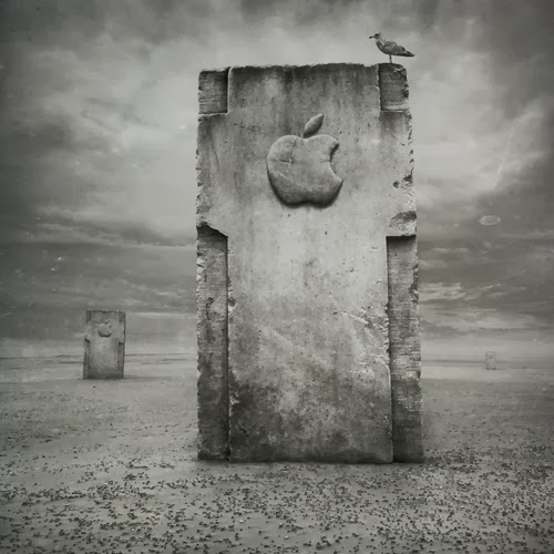 02-Dead-Symbols-Photographer-Dariusz-Klimczak-Surreal-Dream-World-www-designstack-co