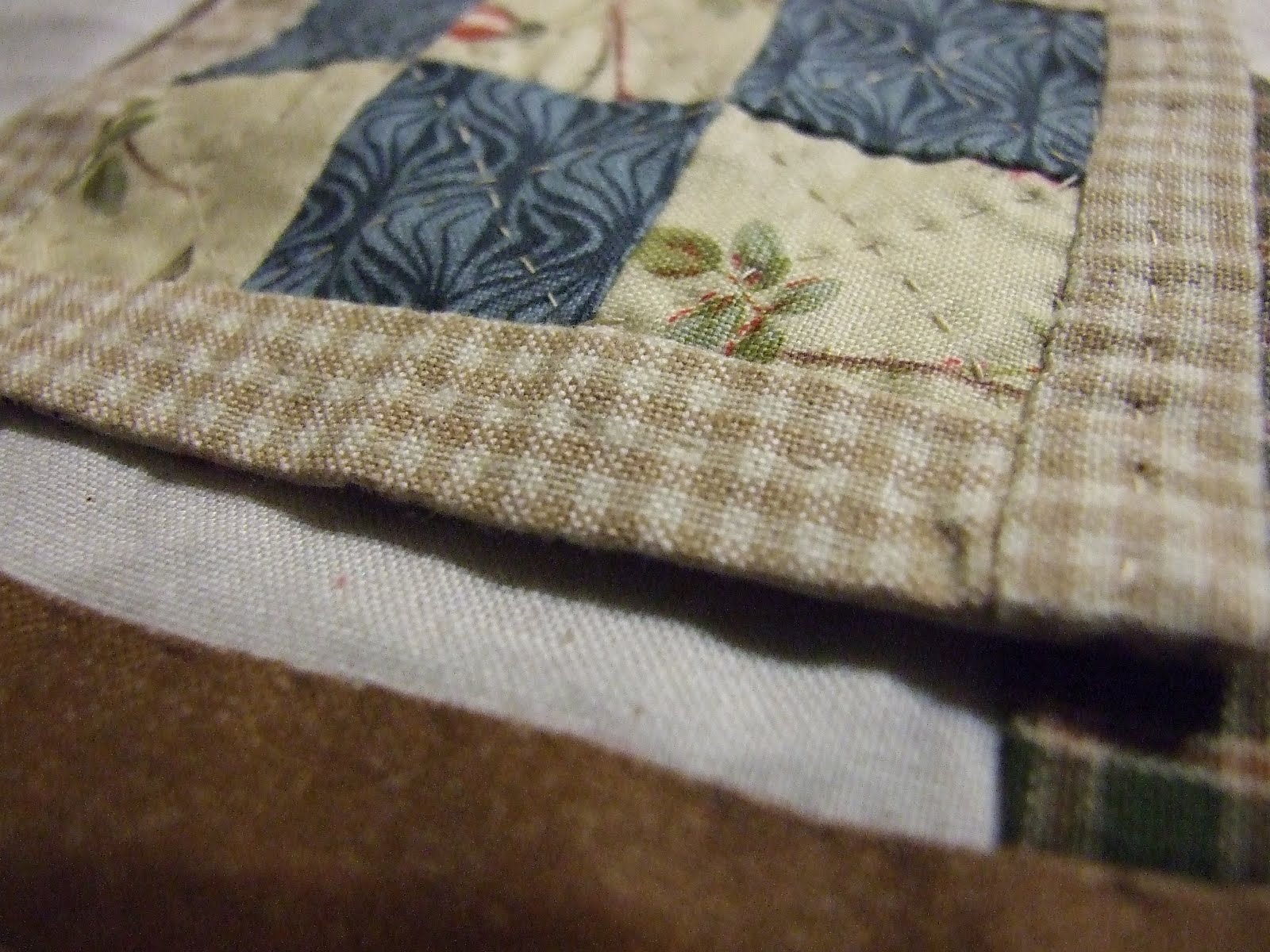 Mi pequeño mundo Patchwork: Cesto de ropa