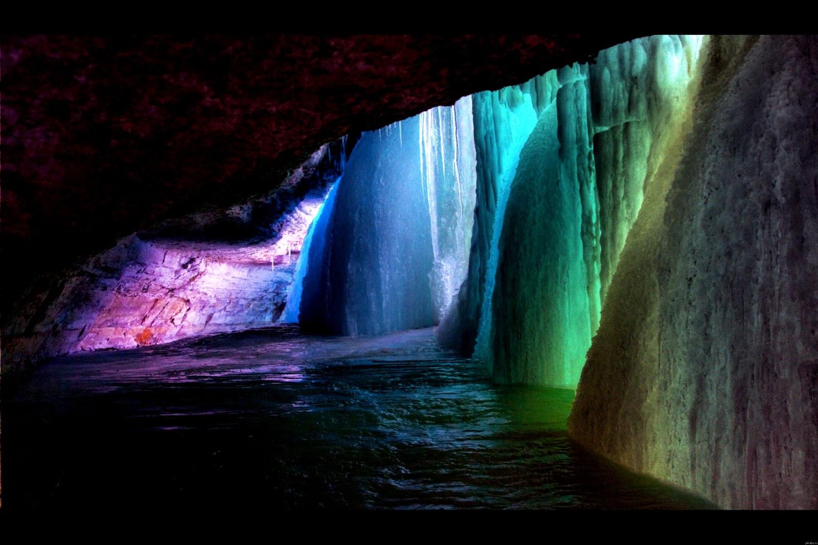 Frozen Falls Minnehaha Waterfalls Frozen Falls Minnehaha Waterfalls