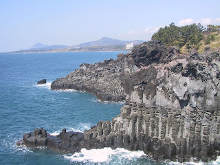 Wind & stone in Jeju island – Island of the Gods