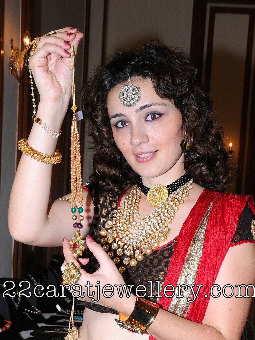 Art Karat Kundan Set by Asha Collection Jewellery Designs