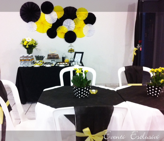 decoracao amarelo branco e preto:Nas fotos acima e abaixo, alguns detalhes do salão. decoracao amarelo branco e preto:Nas fotos acima e abaixo, alguns detalhes do salão.