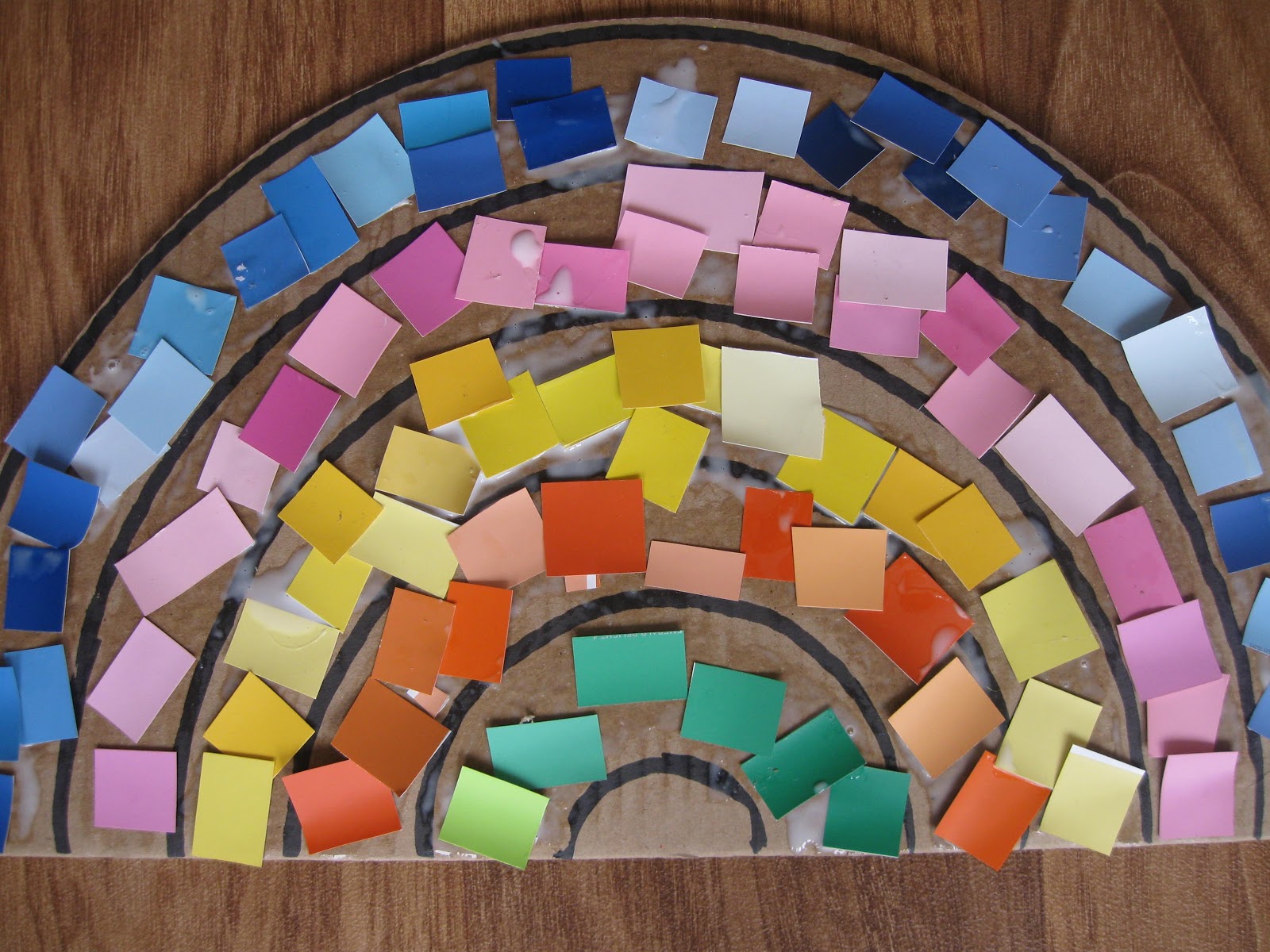 Making Rainbows! | Pre-school Play