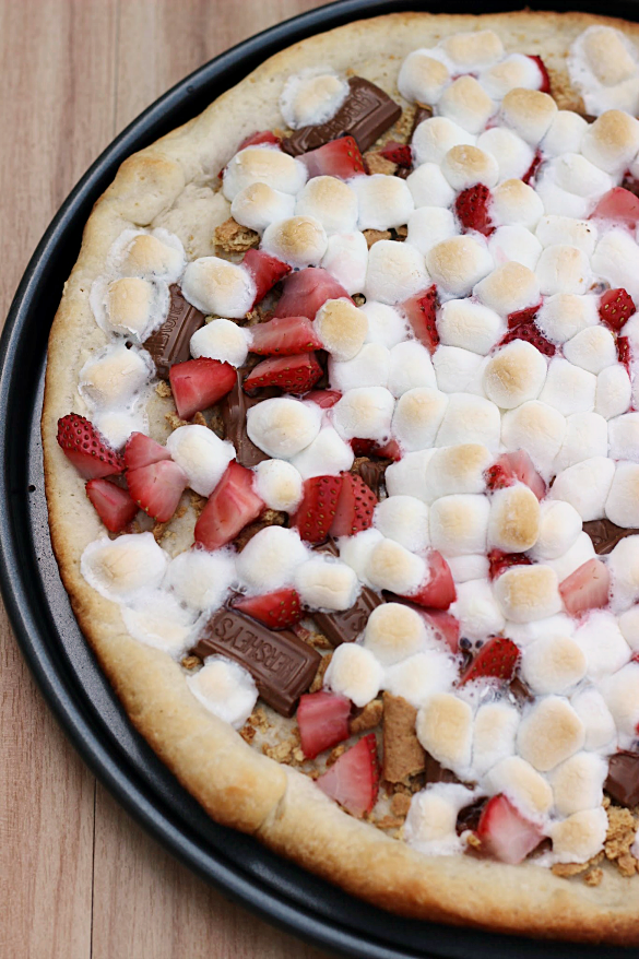 Strawberry S'mores Pizza Whats Cooking Love?