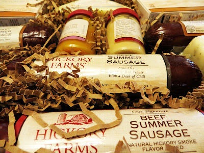 Hickory Farms  Home for the Holidays Gift Box