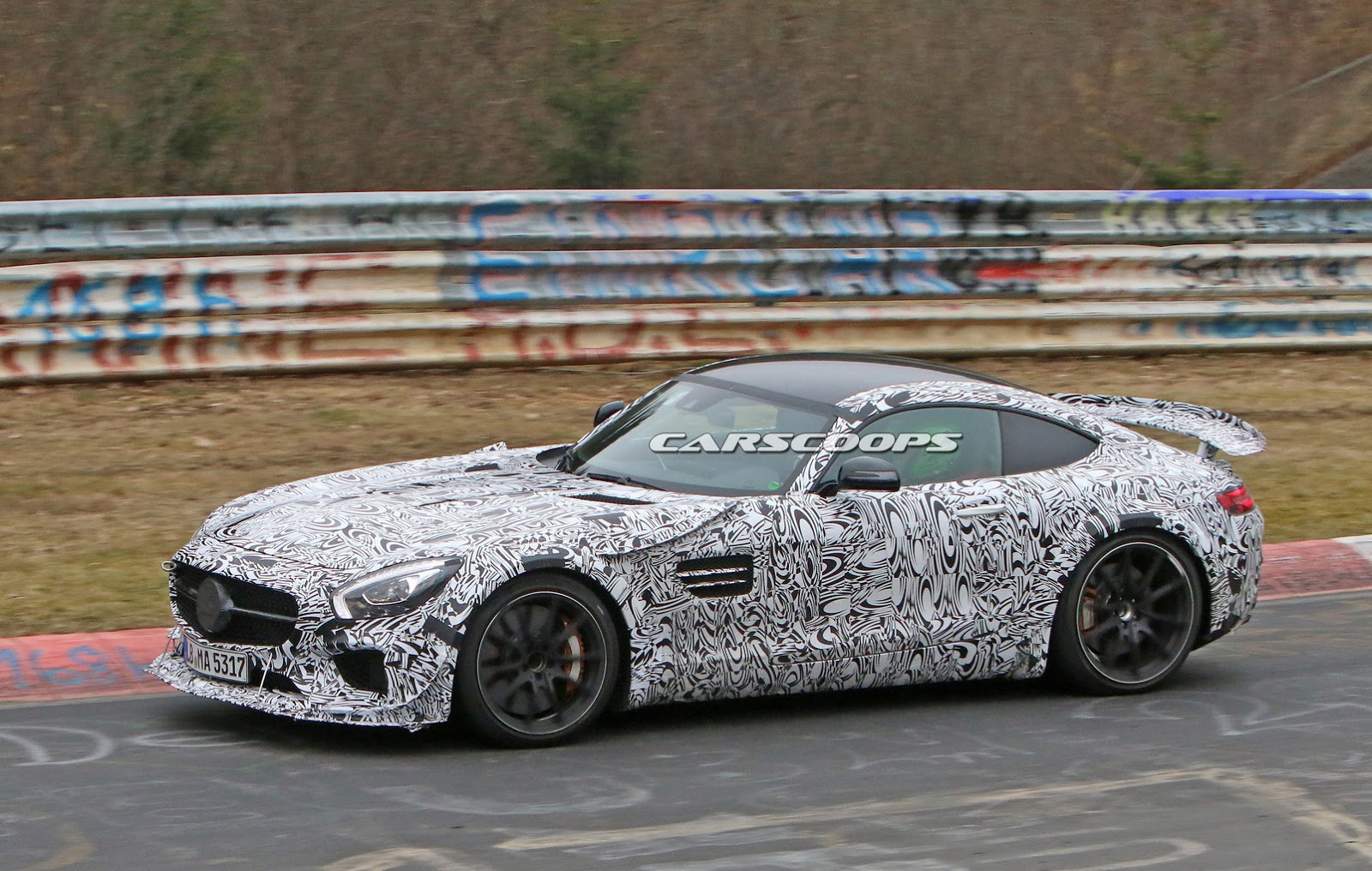 Mercedes-AMG-GT-Black-Series-3.jpg