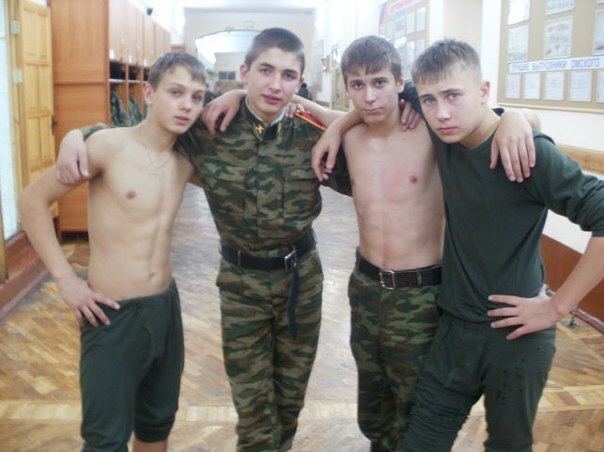 Солдаты Дрочат Вк