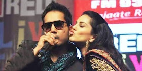 Raaga.com: Mika Singh's Infamous Kiss With Rakhi Sawant And Stardom