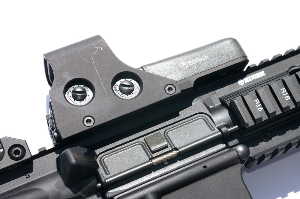 EOTECH 512.A65 Holographic Weapon Sight Review