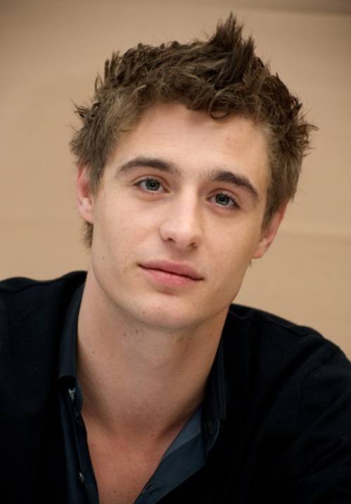 Max Irons | Shirtless
