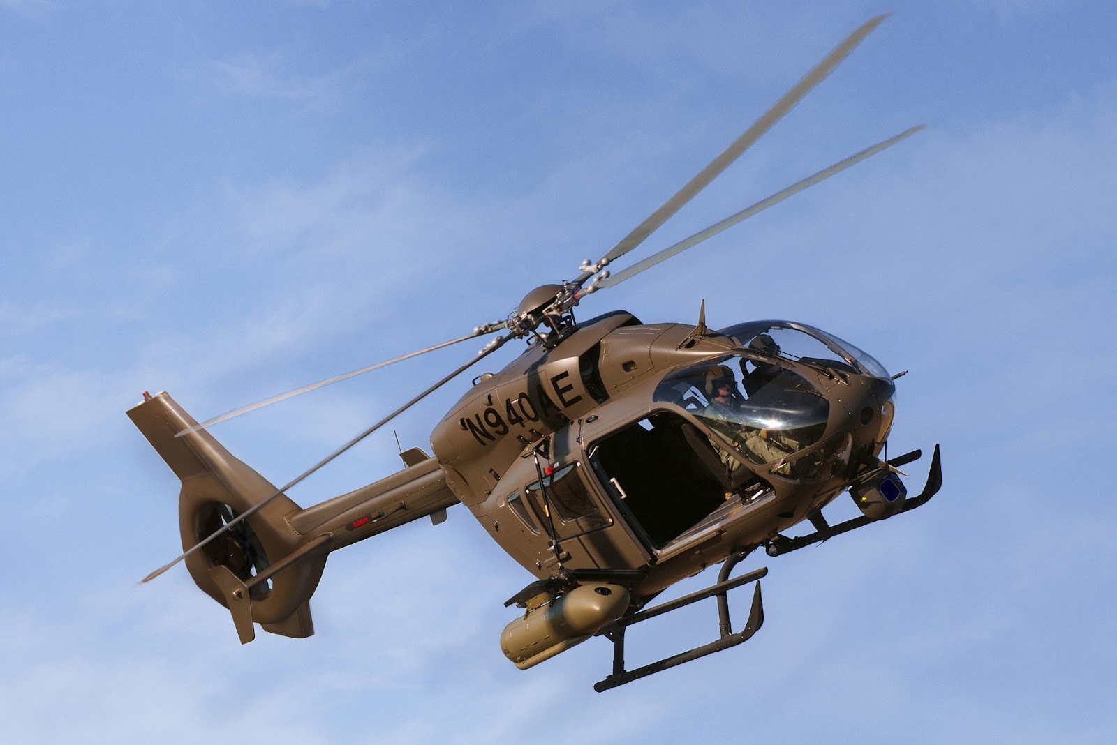 Helicopter News - Página 2 Eurocopter_EC625_AAX72_X+_Armed+Scout_helicopter_helic%C3%B3ptero_Asa+Rotativa_02