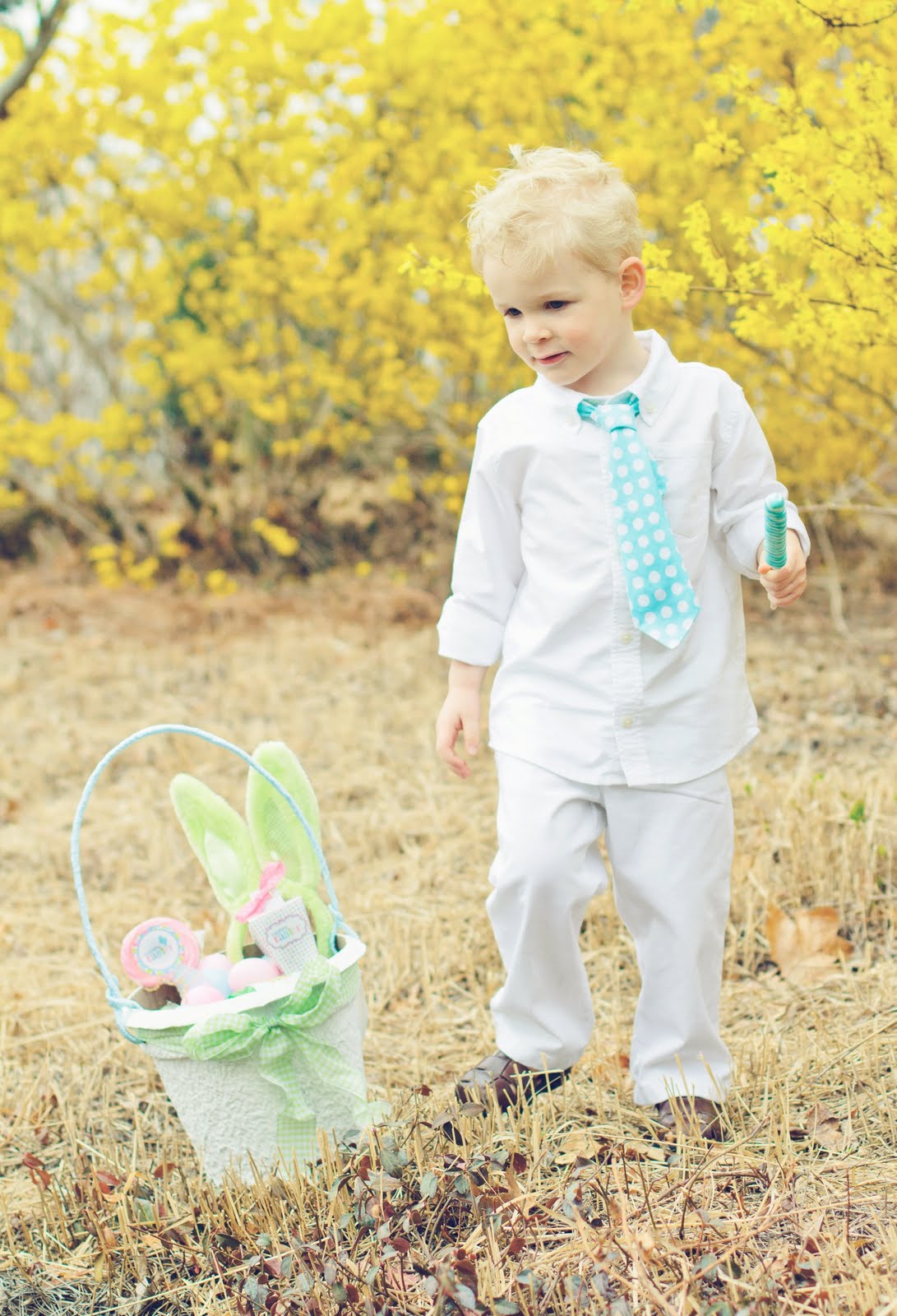 http://3.bp.blogspot.com/-0t4rS6HNCLk/TZVNo4Fg52I/AAAAAAAAIxg/0j3Jmpx7Zk0/s1600/children-peanut-basket.jpg