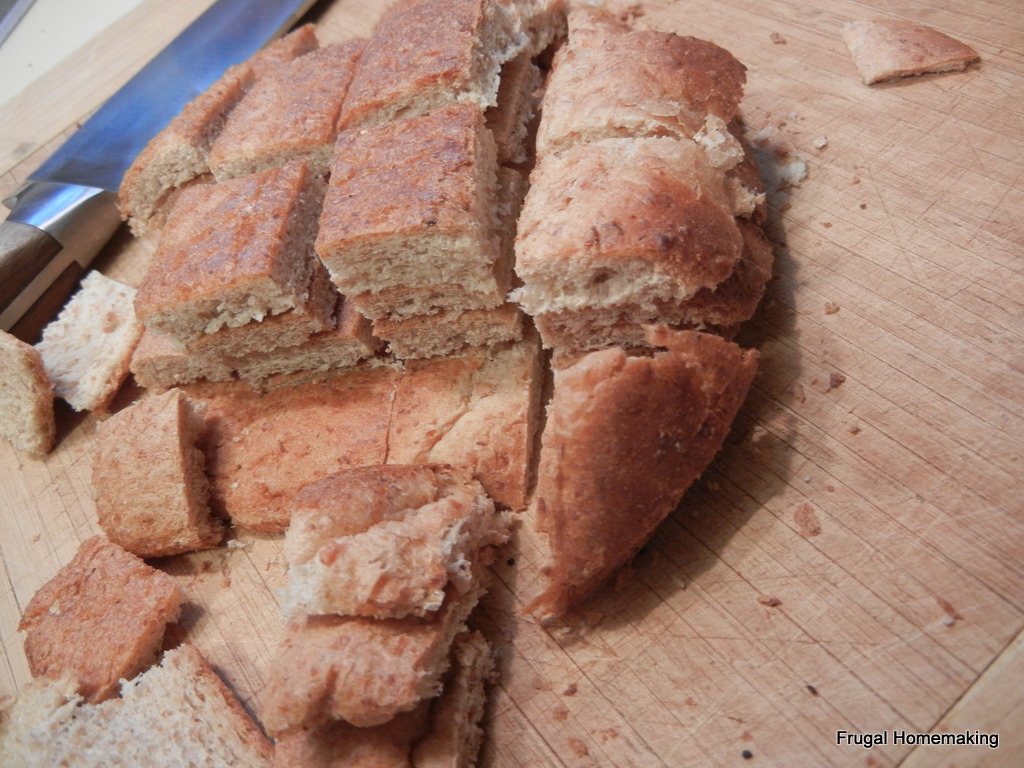 Frugal Homemaking Recycled Bread Heels {Two Yummy Ways}