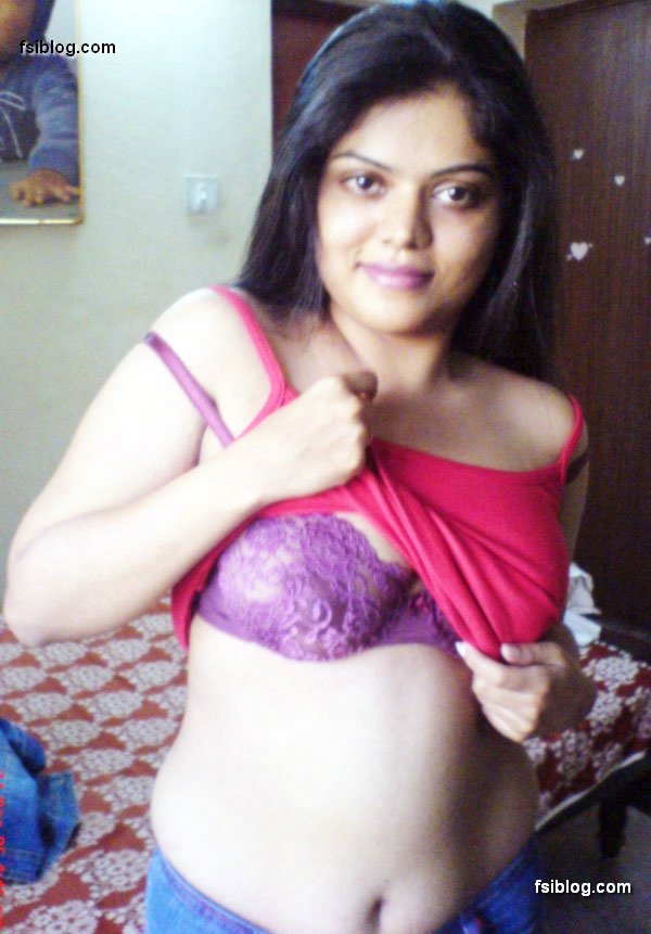 Hot Girl Picture Galleries Hot Girl Picture Galleries