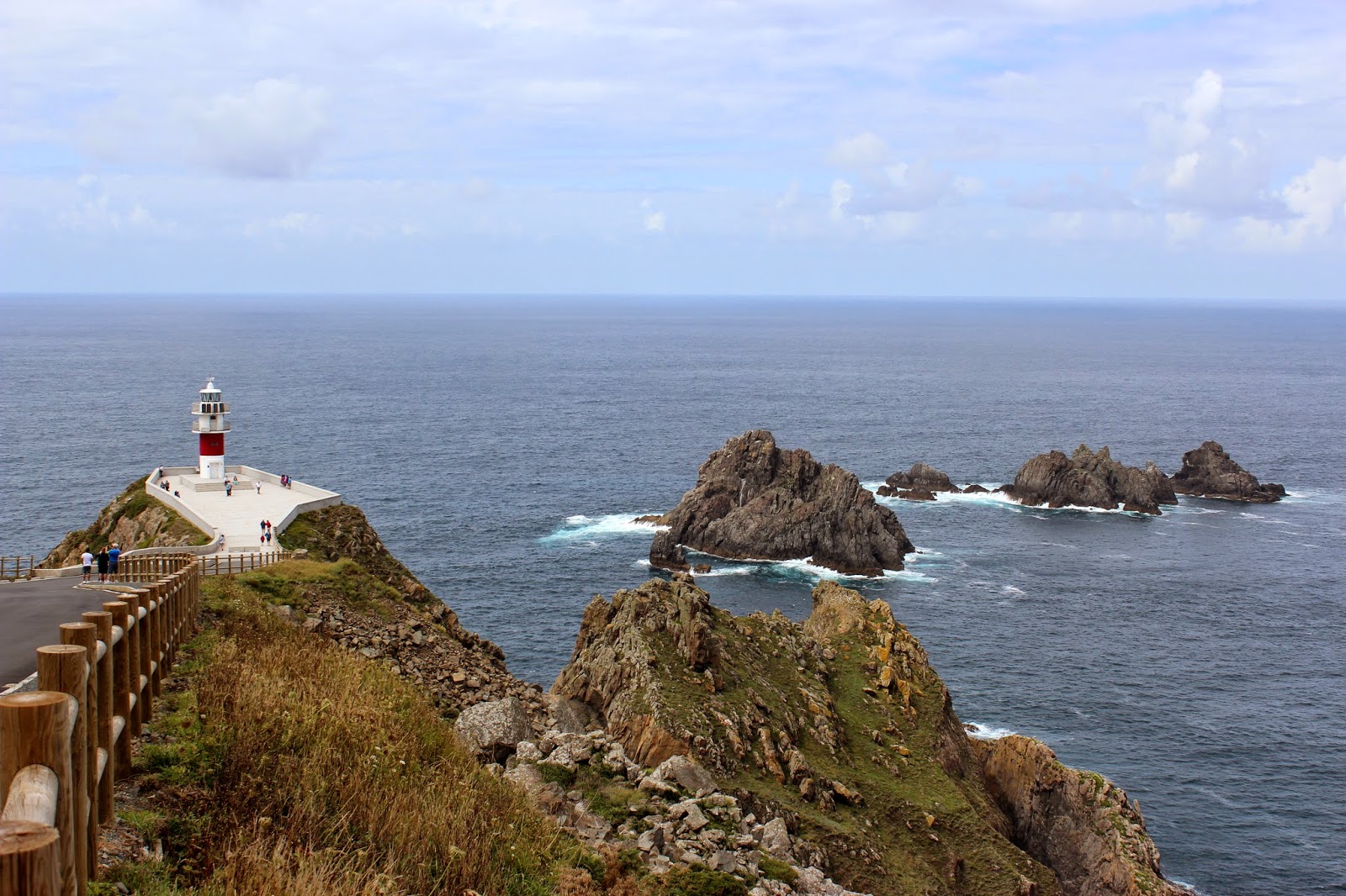 Faro de Ortegal  y Os tres aguillons