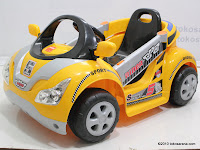 1 Mobil Mainan Aki JUNIOR CH9916 RIDER SUPER HERO dengan Kendali Jauh