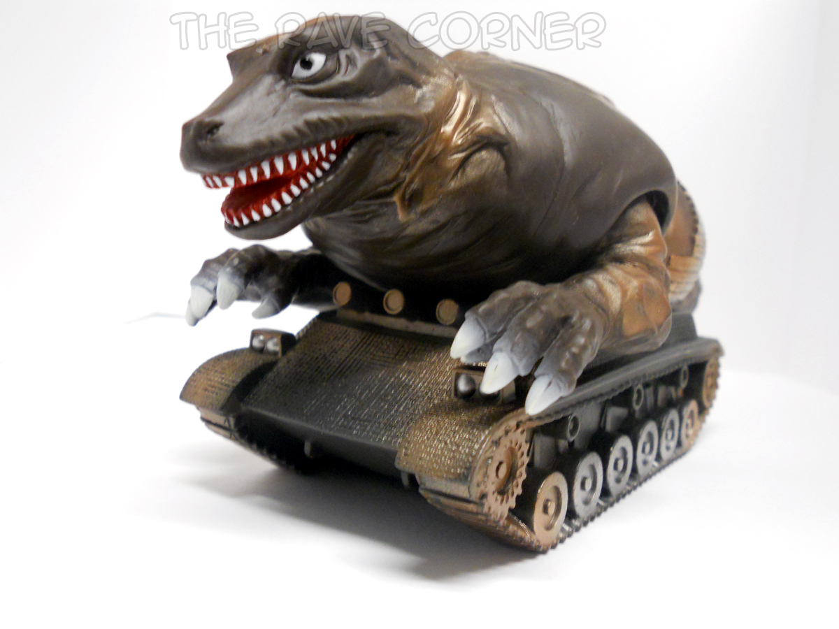 The Rave Corner Bandai DinoTank Figure Review