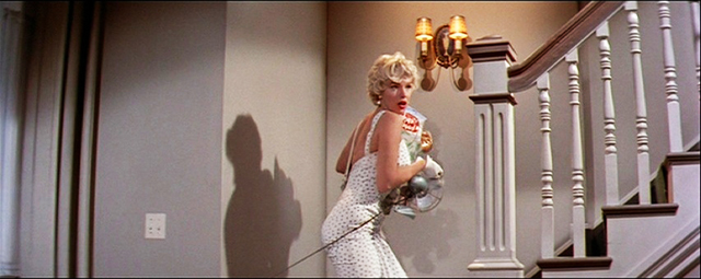 Cinema Style File Marilyn Monroe In 1955 S Style Essential The Seven Year Itch Glamamor