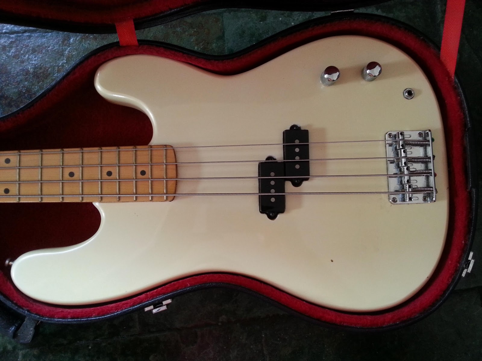 San Squier II Precision Bass By Fender 1989 MIK
