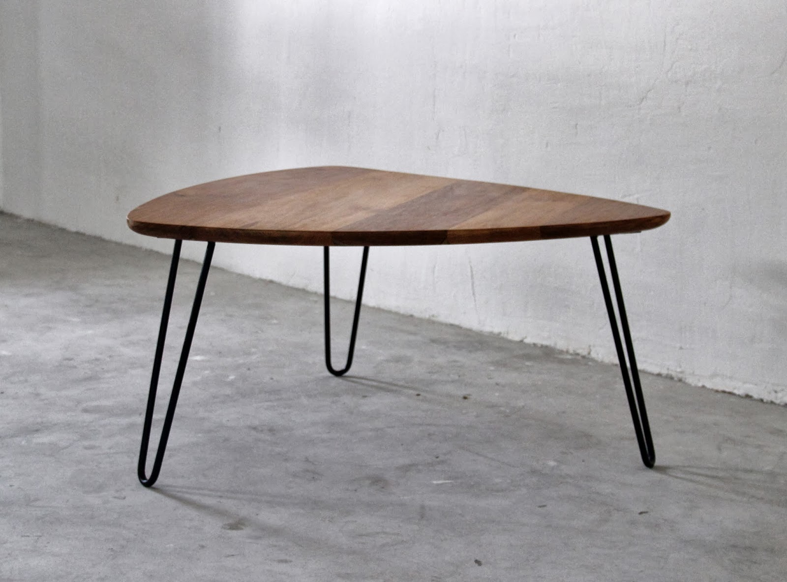 SECOND CHARM COLLECTIONS PIN LEGS FURNITURE Ashley Furniture