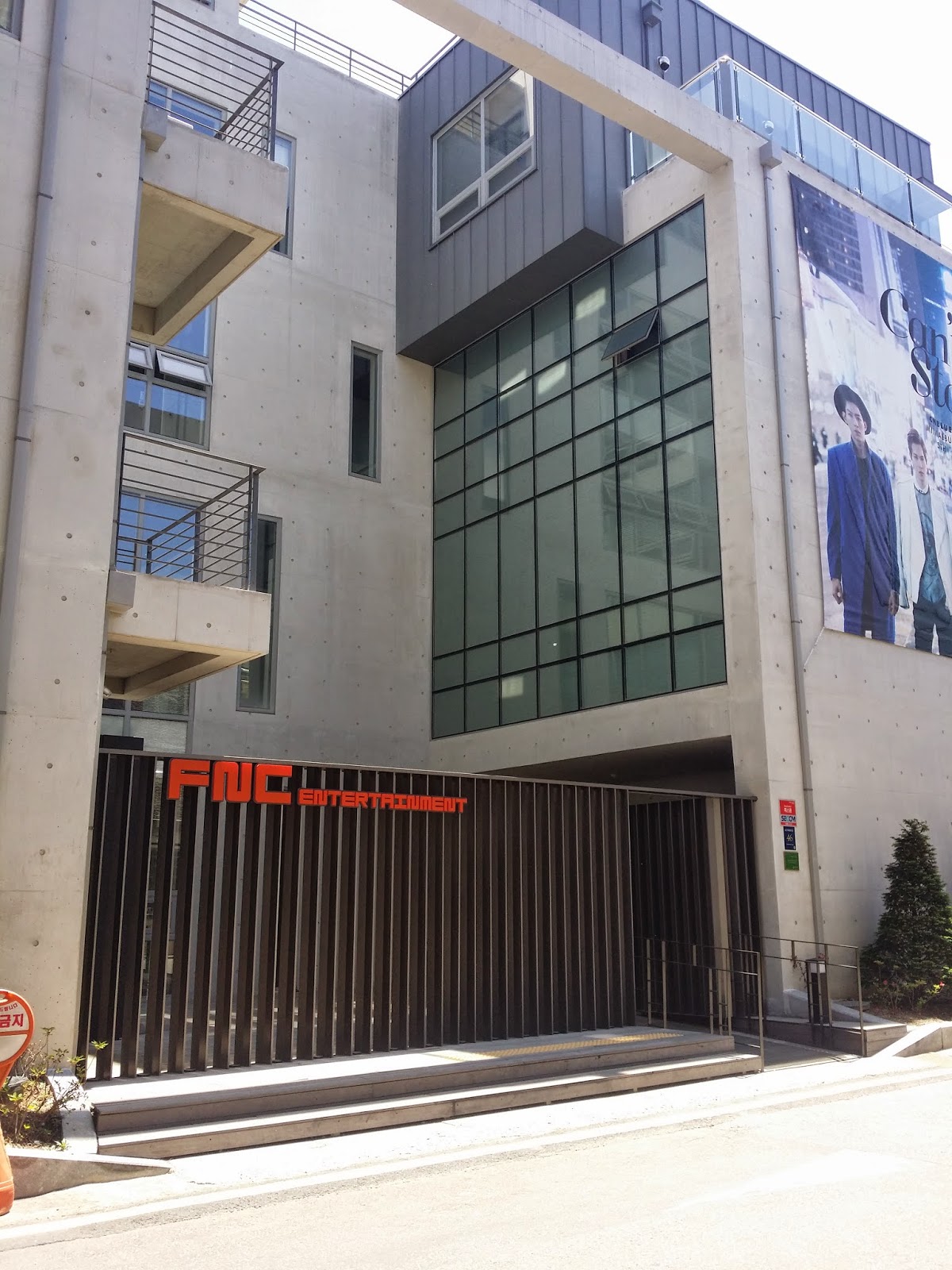 How to go to SM Entertainment, Hook Entertainment, FNC Entertainment